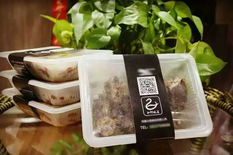 氣調包裝機為什么越來越受到食品行業(yè)的青睞的文章